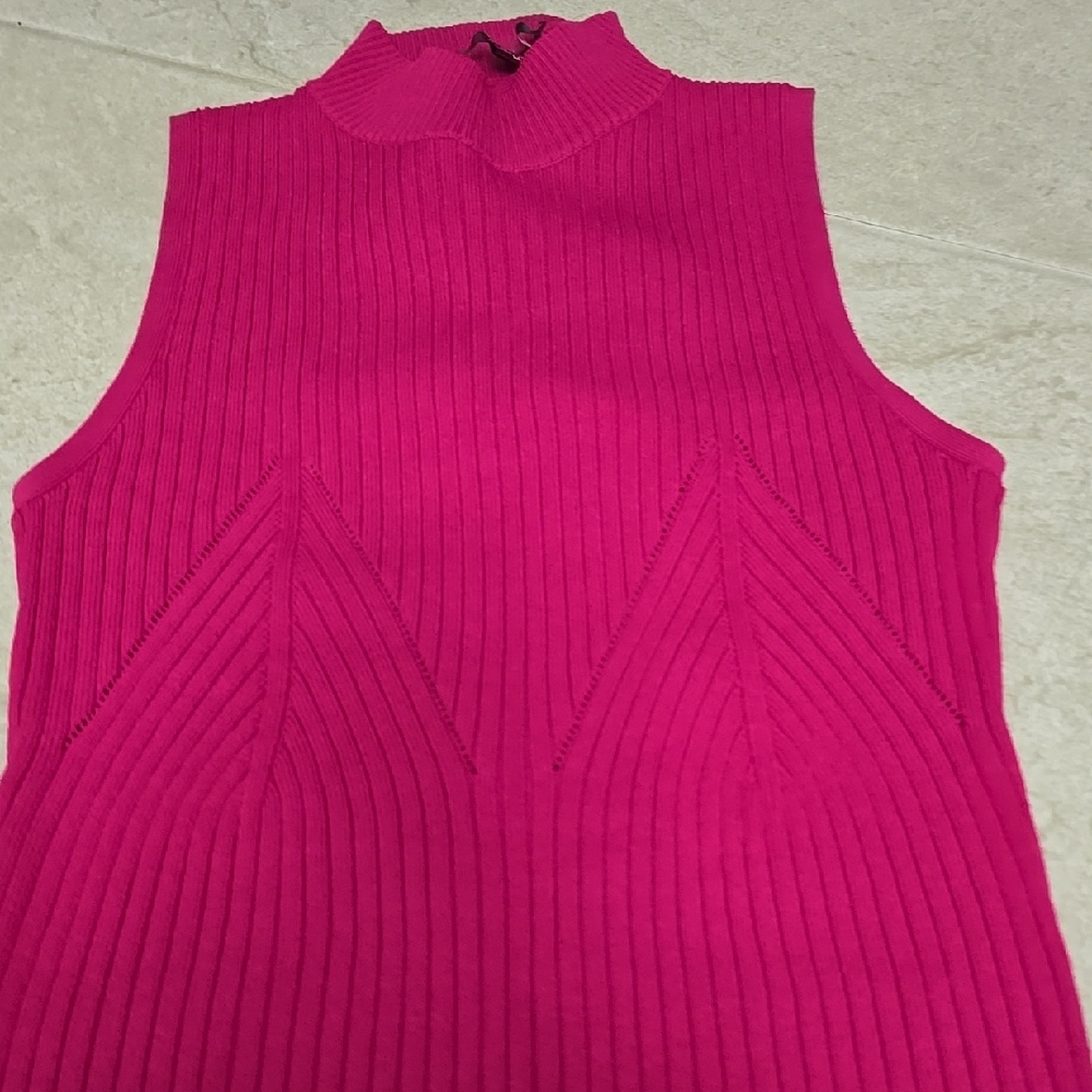 Sexy Vibrant Sleeveless Knit Dress with Criss Cross Back
